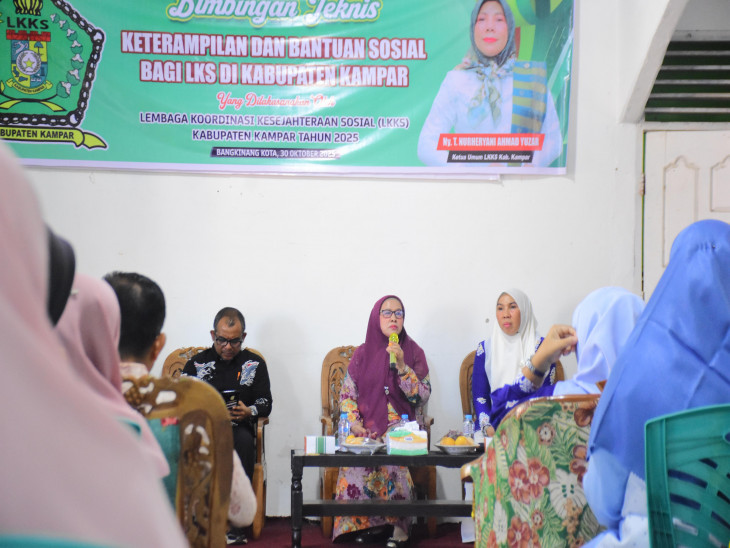 LKKS Kampar Gelar Bintek dan Bantuan Sosial untuk Beberapa Panti Asuhan