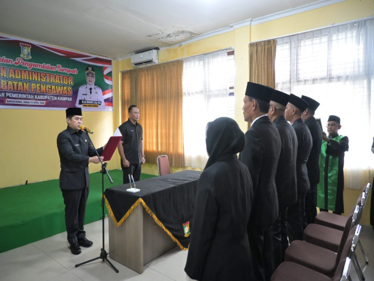 Pj Sekda Kampar Lantik Pejabat Administrator dan Pengawas, Perkuat Kinerja Pemerintahan