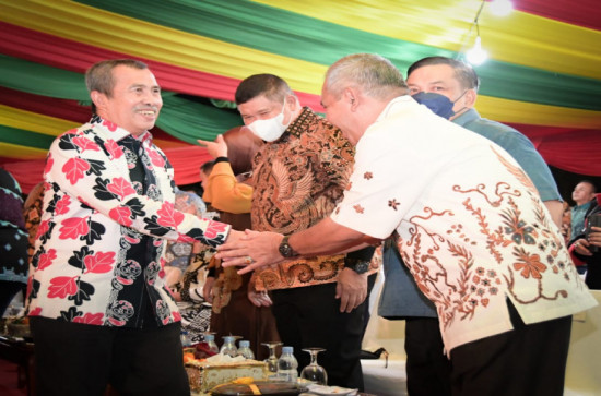 Pj Bupati Kampar Hadir Closing Ceremony Tour de Siak 2022. 