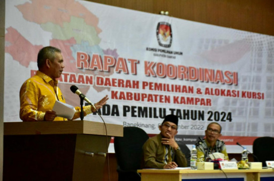 Rakor Penataan Dapil Bersama KPU Kampar, Kamsol : Sukseskan Helat Demokrasi Indonesia tahun 2024 di Kabupaten Kampar. 