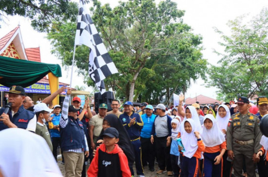 Semarakkan Hut Korpri Ke 51, Pemda Kampar Gelar Kegiatan Bhakti Sosial Dan Gerak Jalan Sehat Sediakan Doorprize Sepeda Motor dan Hadiah Menarik lainnya. 