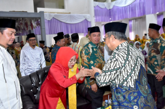 Pengukuhan PD Muhammadiyah Dan Aisyiyah Kab. Kampar, Pj. Sekda ; Tetap Berikan Kontribusi Untuk Penguatan Pembangunan Daerah. 