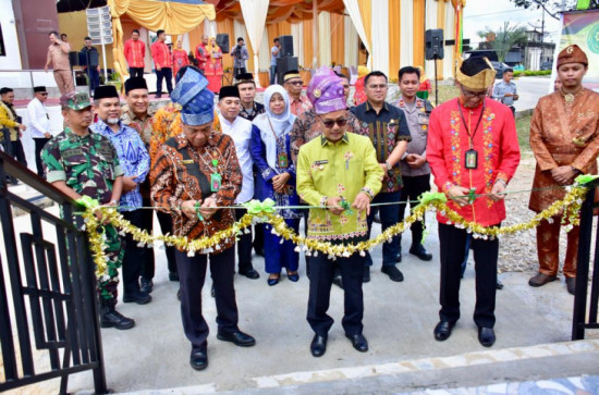 Resmikan Musholla Nurul Iman PN Bangkinang, Pj Bupati Kampar ; Manfaatkan Dengan Sebaik - Baiknya dalam Pembinaan Keagamaan. 