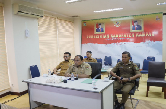 Pemkab Kampar Ikuti Rakor Rutin Pengendalian Inflasi Secara Virtual. 