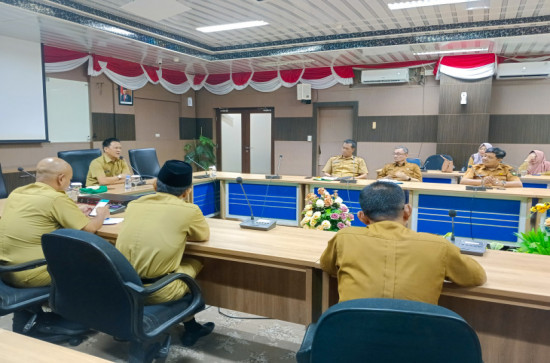 Rapat Perdana dengan Para Kabag di Setda Kampar, Hambali ; Jadi Contoh dan Tauladan, Terus Berbuat Baik Untuk Kampar yang lebih Baik. 