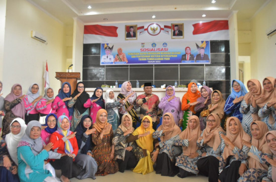 Buka Secara Resmi Sosialisasi Penyusunan Rapor Kurikulum Merdeka Belajar, Bunda PAUD Kab.Kampar Berharap Para Pendidik Dapat Menerapkan Kurikulum Ini Dengan Baik dan Benar