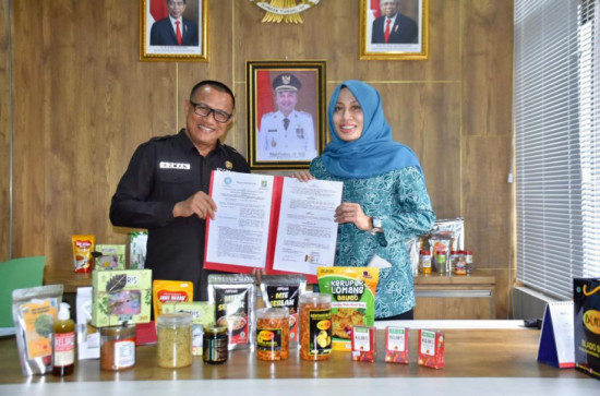 Tandatangani MoU Program Kerja Dengan Disperdakop-UMK Kab. Kampar, Pj. Ketua TP PKK Kab. Kampar: Bersinergi Untuk Kemajuan UMKM di Kab. Kampar