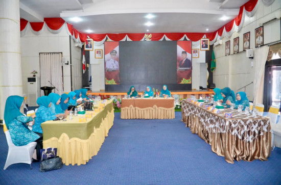Masih di Nuansa Syawal, TP-PKK Kampar Gelar Rapat Koordinasi Sekaligus Halal Bihalal. 
