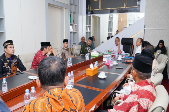 Terima Kunjungan Silahturahmi FKUB Kab. Kampar, Pj. Bupati Kampar : Pedomani Tugas Pokok Dan Perundang-Undangan Tentang Kerukunan Beragama. 