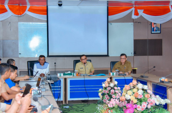 Mewakili Pj Bupati Kampar, Asiaten III Ir. Azwan Buka Rapat Penyusunan Evaluasi Jabatan di Lingkungan Pemerintah Kabupaten Kampar 