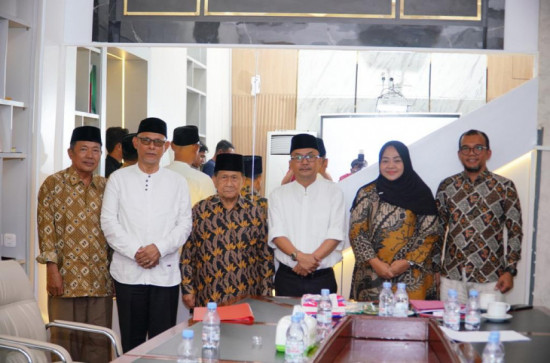 Pj Bupati Kampar Terima Audiensi Politeknik Kampar. 