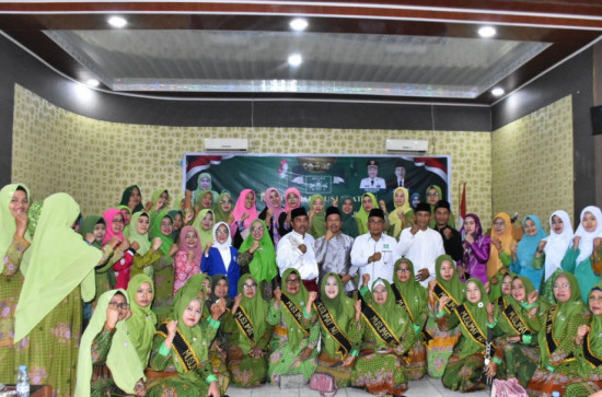 Buka Konfercab NU Kampar Ke-V, Drs. Mahadi Berharap Muslimat NU Dapat Bersinergi Serta Mengawal Anti Radikal dan Perpecahan Ummat.