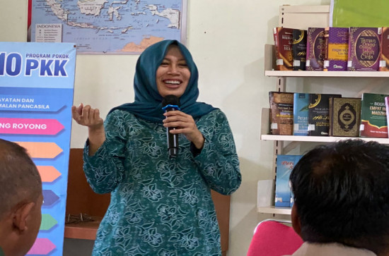 Lakukan Pembinaam Terhadap Gelari Pelangi Desa Laboy Jaya Pj. Ketua PKK Kab. Kampar: Pembinaan Yang dilakukan Secara Kontiniu Mendatangkan Keberhasilan Yang Sempurna. 