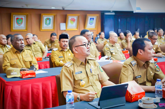 Pj Bupati Kampar Mhd Firdaus Ikuti Rakor Pj Kepala Daerah Se