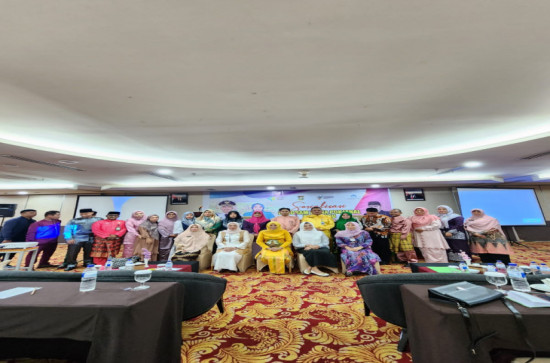 Hadir dan Buka Secara Resmi Sosialisasi Pokjanal Posyandu, Pj. Ketua TP PKK Kab. Kampar : Lakukan Pembinaan Rutin Terhadap Posyandu Secara Berkesinambungan Agar Berjalan Sesuai Harapan. 