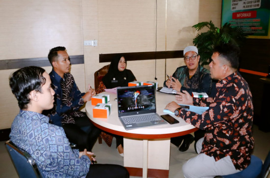 Diskominfo Inhu Bertandang  ke Kampar terkait Pengelolaan SP4N- LAPOR 