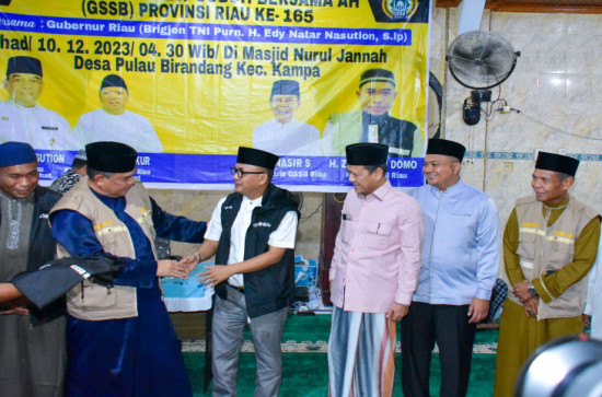 Dihadiri Lansung Gubri Edi Natar, Pj Bupati Kampar Sambut Kedatangan Tim GSSB Riau Di Desa Pulau Birandang. 