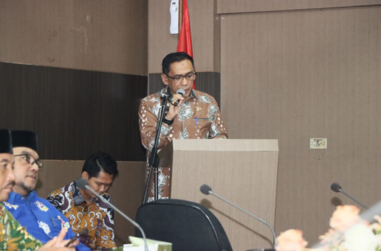 Buka Sosialisasi Penularan, Pencegahan HIV dan AIDS, Asisten III Ir. Azwan ; Mari Kita Jaga dan Lindungi Masyarakat Kita Dari Bahaya HIV dan AIDS