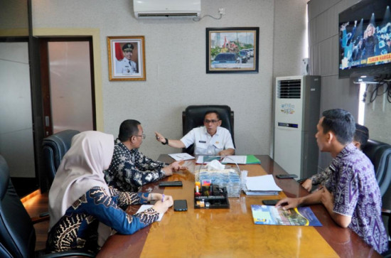 Pj Sekda Kampar terima audiensi Balai Bahasa Provinsi Riau. 