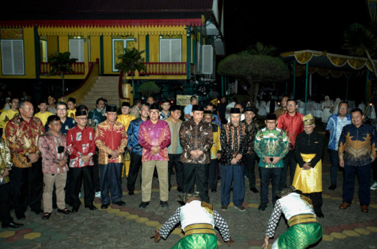 Pj. Bupati Kampar Hadiri Pekan Kenduri Budaya Riau di TMII 