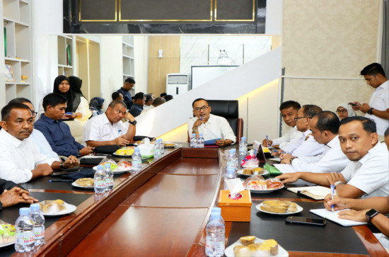 Terkait HGU dan Tuntutan Masyarakat PTPN V di Tapung Hulu, Pemda Kampar akan Surati Kementerian BUMN. 