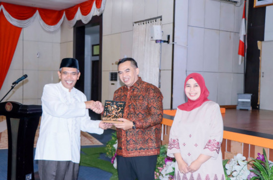 Pisah Sambut Kejari Kampar, Dr. H. Kamsol ; Selamat Datang Sapta Putra,, Sukses Untuk Bapak Arif Budiman, Jalin Sinergitas Membangun Kampar Yang Maju. 