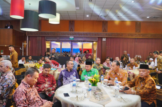 Pertamina Hulu Rokan Serahkan PI 10% Dan Beasiswa S2, Pj. Bupati Kampar :Berikan Dampak Positif Bagi Kesejahteraan Masyarakat. 