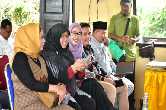 Bersama Fakar Gesa Gemilang Limpah Kumandang Dengan Gembira