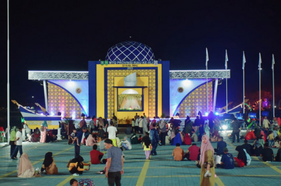 Cabang Tilawah Dewasa dari Kafilah Kampar Tampil Begitu Syahdu. 