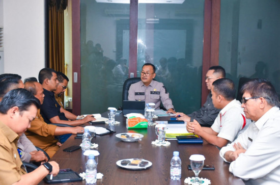 Pj Bupati Kampar Dukung Penuh Kampar Tuan Rumah Porwil Sumatera Cabor Atletik. 