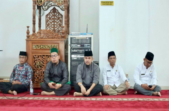 Ikuti Wirid Pengajian Rutin Bulanan Pj Bupati Kampar Ajak Seluruh