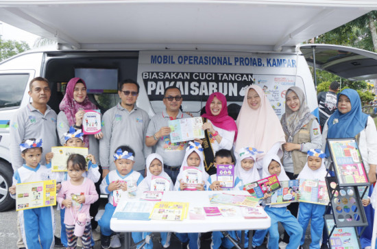 SEMARAK PAUD Kab. Kampar Momentum Meningkatkan Kreatifitas Anak Paud Dalam Mengembangkan Keterampilan