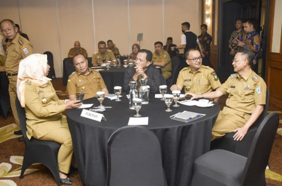 Jelang Pemilihan Umum 2024, Pj Bupati Kampar Ikuti Rakor dengan Kemendagri Terkait Netralitas ASN. 