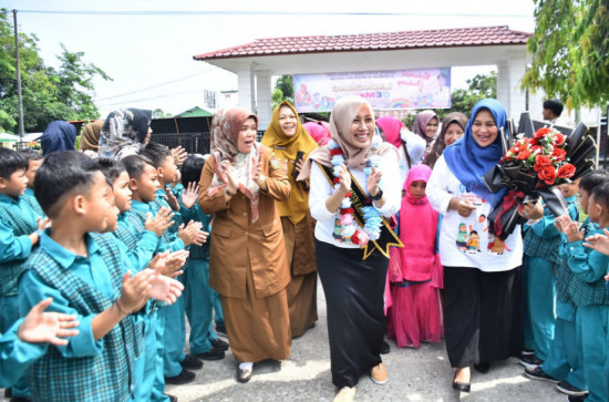 Launching Gempur Paud Untuk Transisi PAUD Ke SD Yang Menyenangkan, Bunda PAUD Kab. Kampar: Ciptakan Belajar Yang Menyenangkan Bagi Anak-Anak