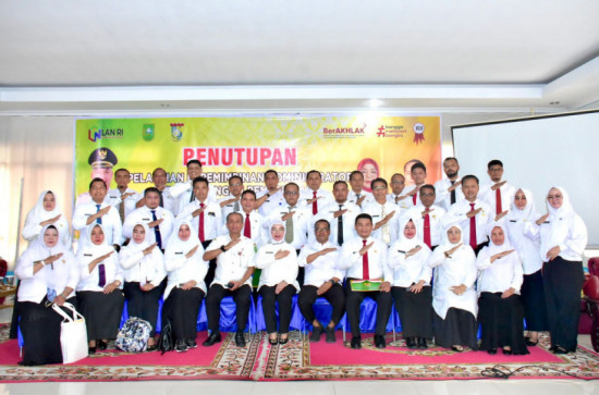 Pelatihan PKA Angkatan XIII Tahun 2023 ditutup, 40 Peserta Dinyatakan Lulus, Pj Sekda Kampar:  Wujudkan Kepemimpinan Yang Profesional, Inovatif, dan Berintegritas. 