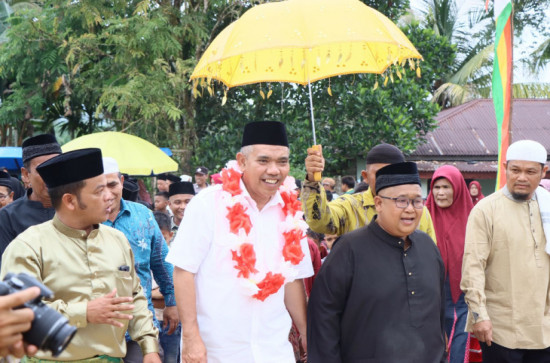 Silahturahmi Dengan Masyarakat Desa Domo, Pj. Bupati Kampar:  Terus Jalin Silahturahmi, Memperkuat Ukhuwah Islamiah, Insania dan Wathoniyah. 