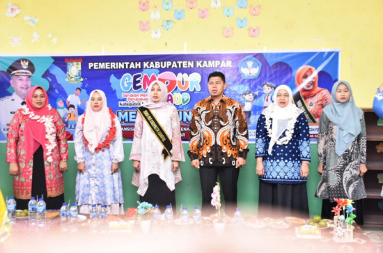 Langsung Berikan Sosialisasi Gempur PAUD, Bunda Paud  Kampar: Pastikan Anak-Anak Bahagia dan Senang Untuk Bersekolah.