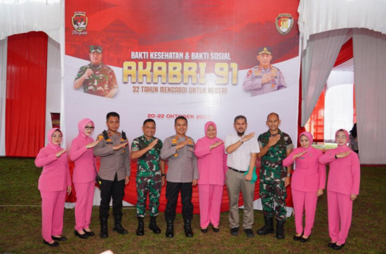 Kegiatan Bakti Kesehatan Dan Bakti Sosial AKABRI 91 Kabupaten Kampar Berjalan Sukses dan Lancar. 