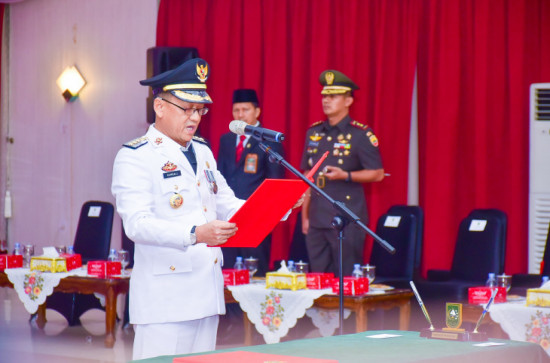 Resmi Di Lantik Sebagai Penjabat Bupati Kampar,  Hambali Siap Membangun Kabupaten Kampar Lebih Baik. 