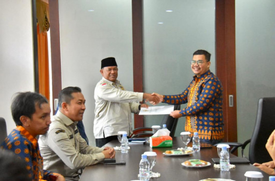 Entry Meeting Bersama BPK RI Perwakilan Provinsi Riau, Drs. H. Yusri Tegaskan Pemda Kampar Komitmen Yang Tinggi Dalam Mendukung Pemeriksaan Kepatuhan Pengelolaan PAD.