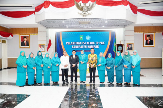 Resmi Dilantik Jadi Pj. Ketua TP PKK Kabupaten Kampar, Ricana Hambali Bertekad Dukung Penuh Program Pemerintah. 