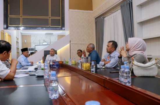 Kampar Emas Program Unggulan KONI Kabupaten Kampar Untuk Tingkatkan Prestasi Olahraga Yang Bersifat Modern. 