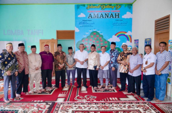 Pj Bupati Kampar dan Pj Sekda Kampar Silaturrahmi Dengan Rektor UMRI Dr. Saidul Amin. 