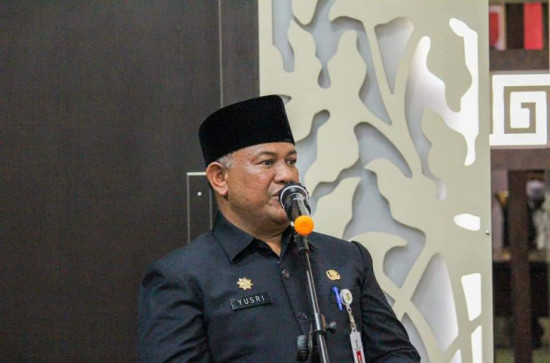 Pj Bupati Kampar Hambali, SE, MH Tunjuk Drs. H. Yusri, M. Si Sebagai ...