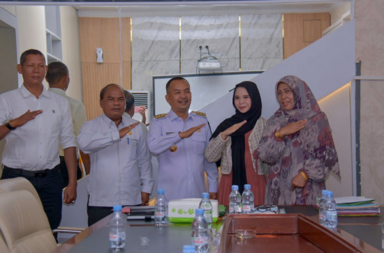 Terima Mahasiswa Luar Negeri Al - Azhar Mesir, Pj.Bupati Kampar Firdaus ; Raih Prestasi, Banggakan Orang Tua Dan. Jaga Nama Baik Kabupaten Kampar. 