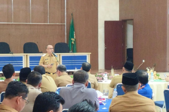 Ramah Tamah Pj. Bupati Kampar dengan ASN Di Lingkungan Kabupaten Kampar, Firdaus : Lakukan Segera Evaluasi Pencapaian Kinerja. 