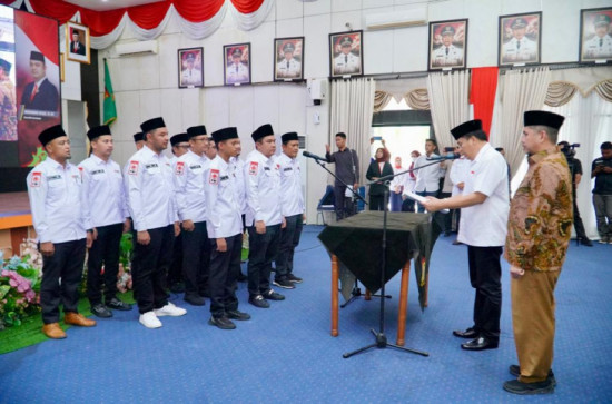 Pelantikan Ketua Dan Anggota PMI Kab. Kampar Masa Bhakti 2023-2028, Hendri Katakan Memberi Bantuan Kepada Mayarakat Merupakan Mandat Utama PMI. 