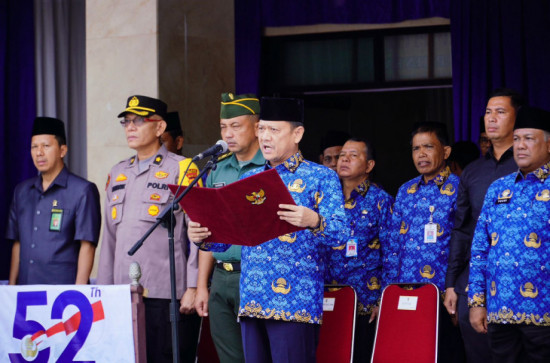 Jadi Inspektur Upacara Dalam HUT Korpri Ke-52, Sekda Kampar: Teruslah Mengabdi Demi Bangsa, KORPRIKAN INDONESIA”.