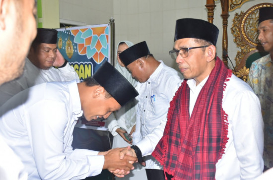 Pj Sekda Kampar Lakukan Safari Ramadhan di Ujung Negeri Kampar Gerbang Sari Tapung Hilir. 