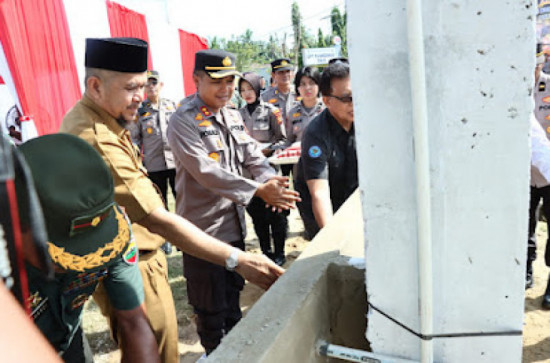 Serahkan Sumur Bor di Sepungguk ,Pemkab Kampar Apresiasi Polres Kampar 